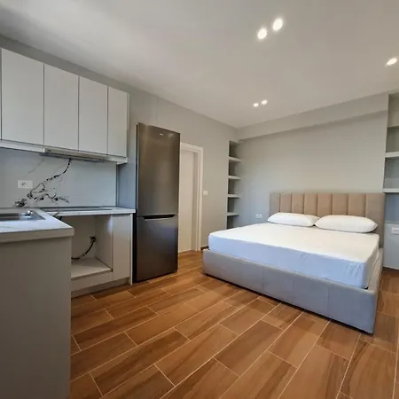 Egli Apartamento *